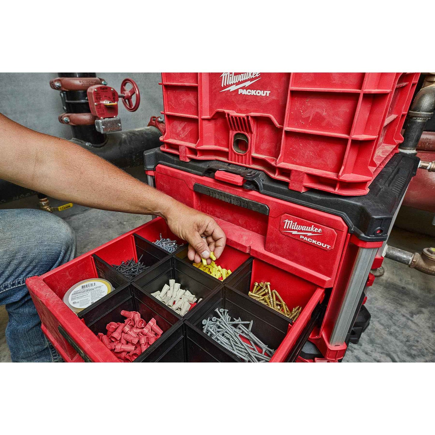 Milwaukee Box Tool 2-Drawer PACKOUT 48-22-8442
