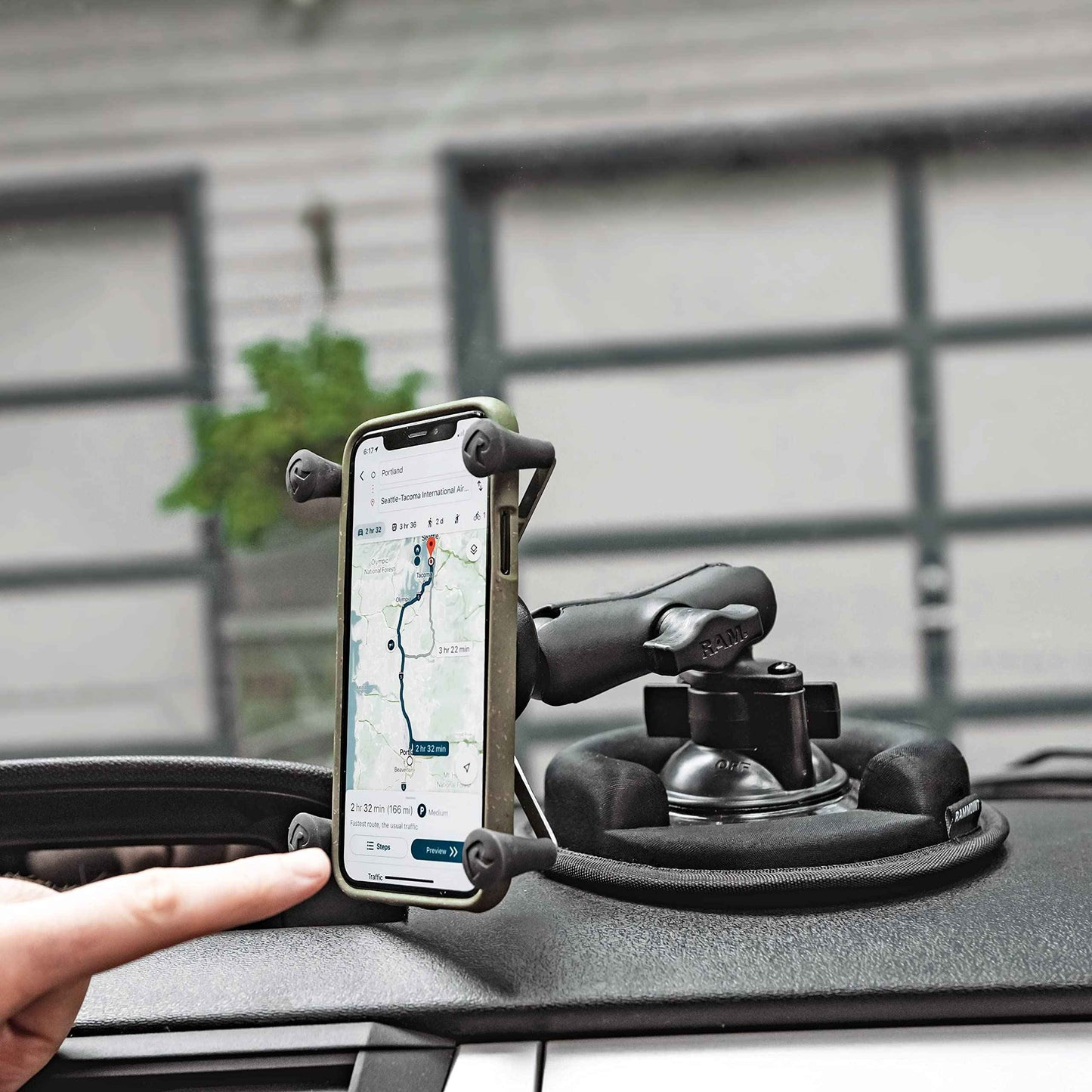 RAM MOUNTS Twist-Lock Composite Suction Cup Base with Ball RAP-B-224-1U with B Size 1" Ball